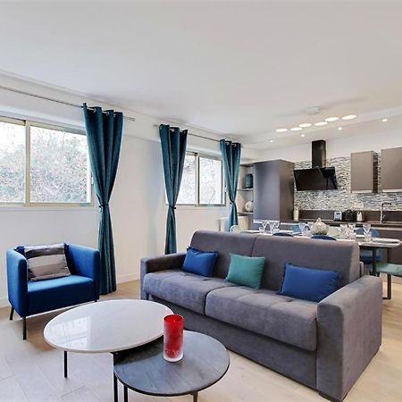 Trocadero/ Eiffel Tower - 3 Bedrooms- All New! París Exterior foto